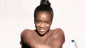 Gafă a companiei Dove după o campanie publicitară pe Facebook. Brandul a fost forţat să-şi ceară scuze