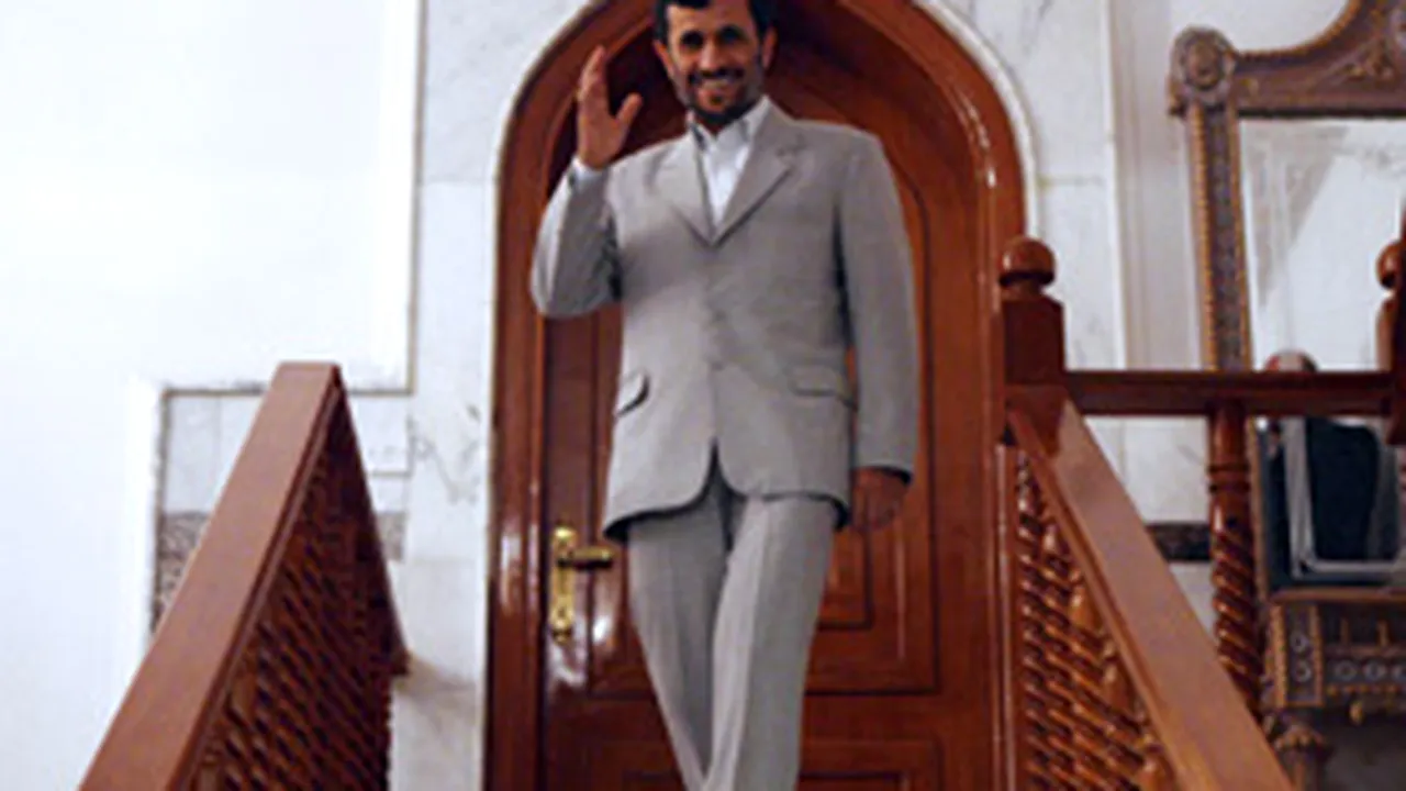 Ahmadinejad: Iranul şi Irakul sunt lideri mondiali ai dreptăţii şi moralităţii