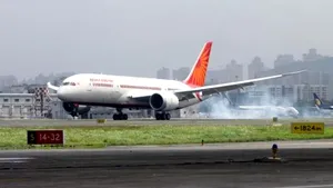 Două avioane de pasageri au aterizat de urgenţă pe aeroportul din Bordeaux