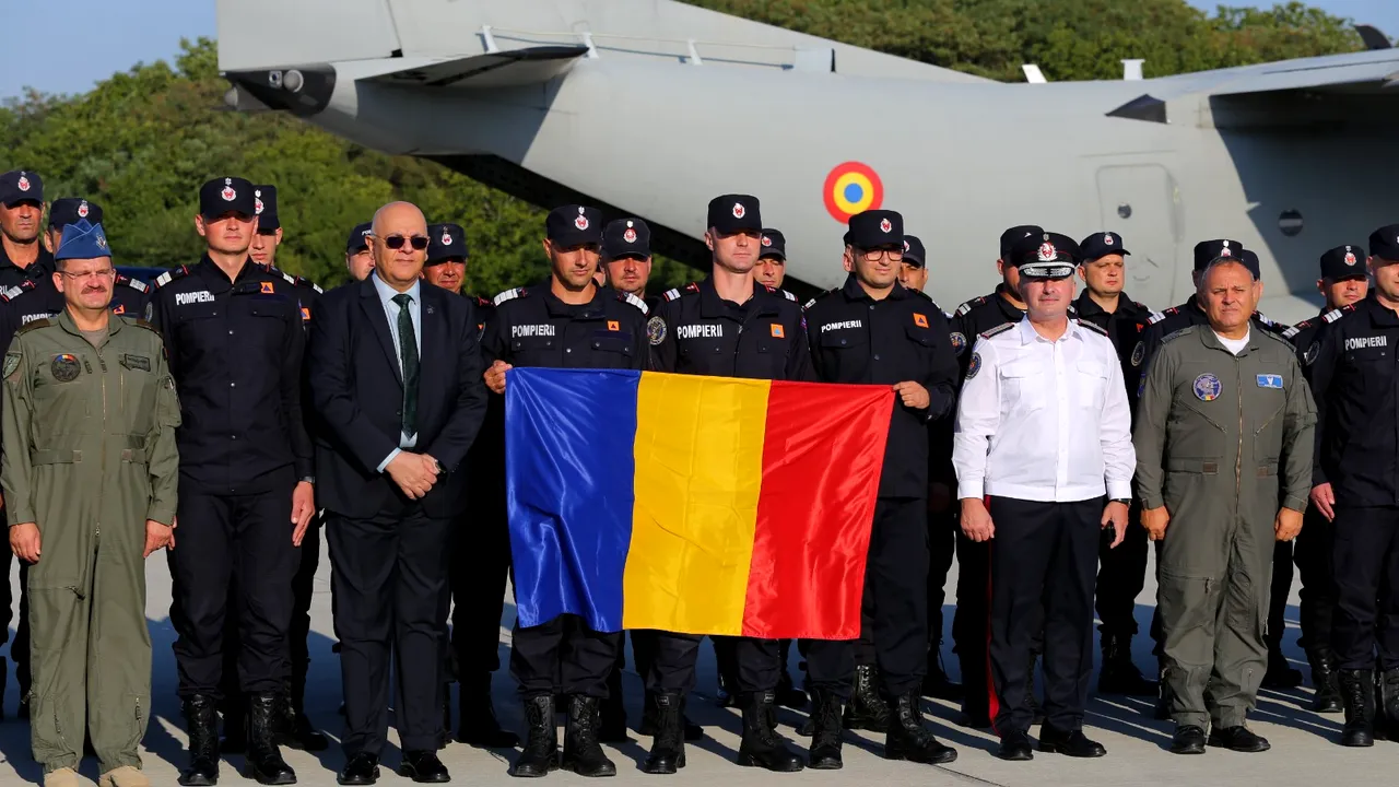 România trimite în Grecia încă 44 de pompieri şi patru autospeciale de stingere