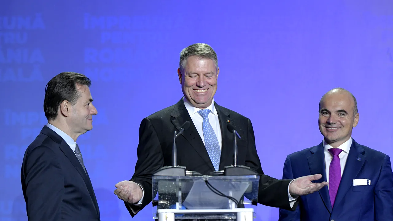 Dezbaterea organizată marţi de PNL pentru Iohannis, una cu multe condiţii şi cu întrebări din partea a 8-9 oameni. Jurnaliştii, chemaţi doar să stea în sală