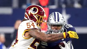 Apar căşti împotriva COVID în fotbalul american