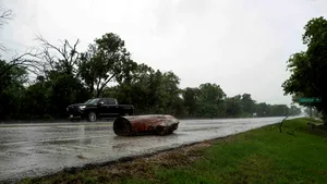 Inundațiile devastatoare lovesc din nou Texasul / Cel puțin doi morți și peste 230 de persoane salvate