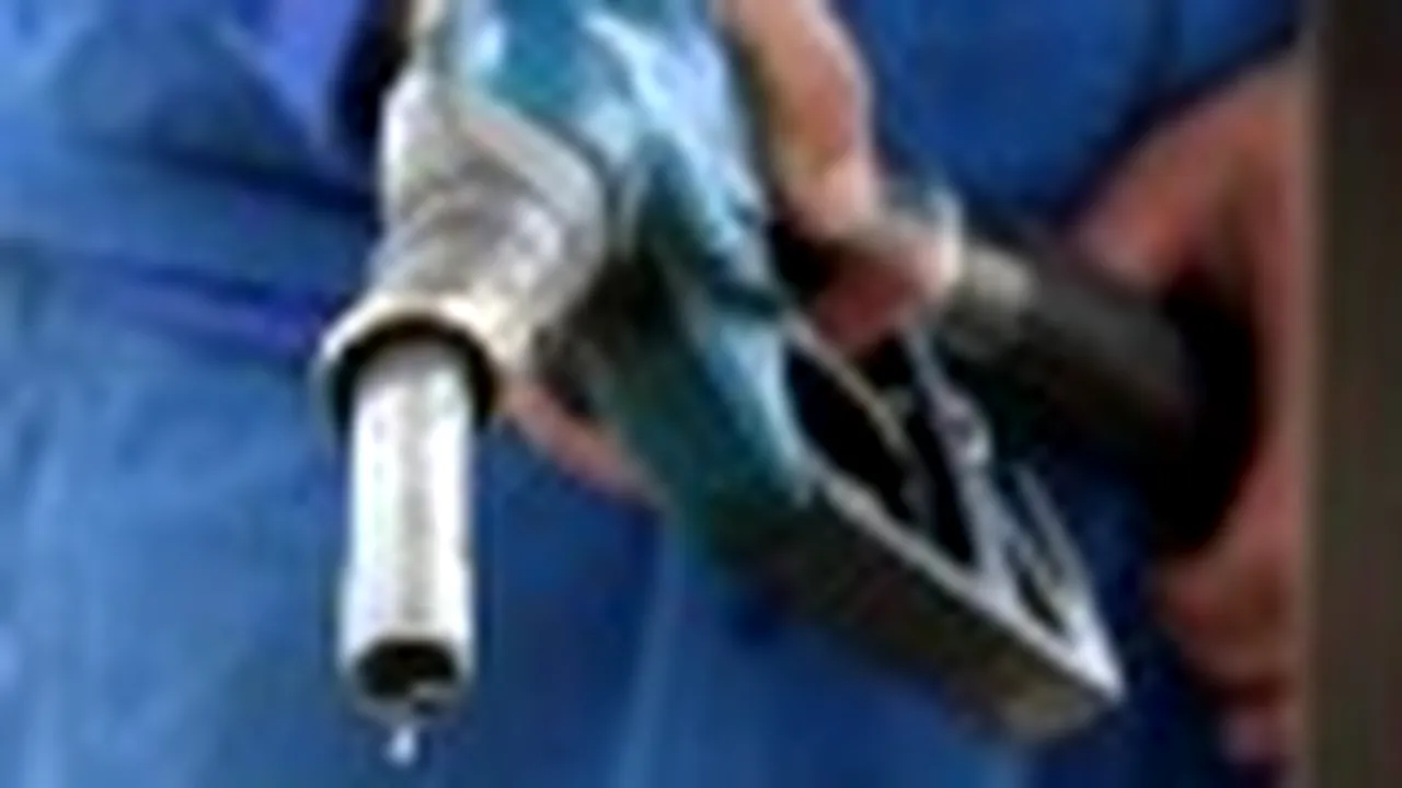 Romania’s Rompetrol Cuts Gas, Diesel Oil Pump Prices
