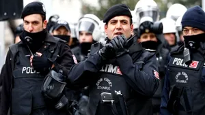 ATAC armat comis într-o UNIVERSITATE din Turcia. Un cercetător ştiinţific şi-a împuşcat colegii