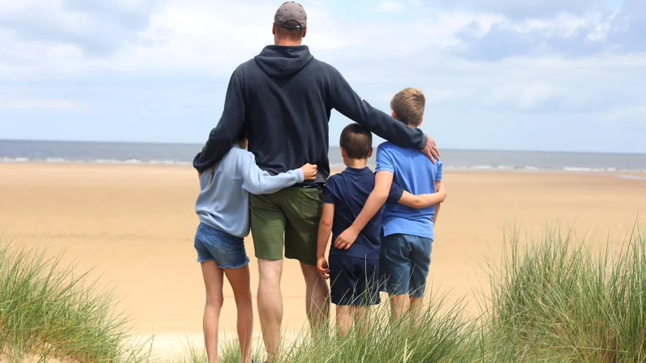Kate Middleton, fotografie pe Instagram de Ziua Tatălui cu William şi copiii. Unde a fost făcută