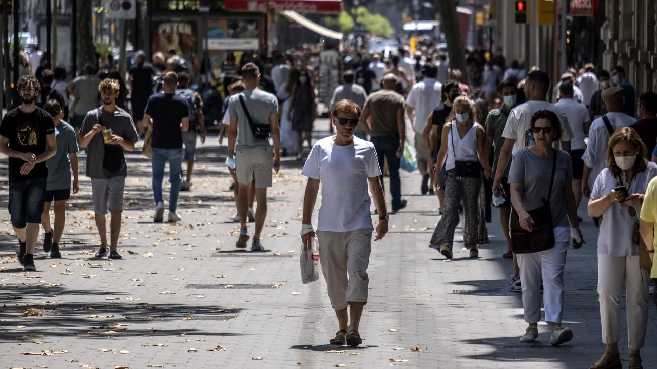 Barcelona ia o nouă măsură împotriva turismului excesiv. Va fi majorată taxa pentru pasagerii navelor de croazieră care fac escală în oraş