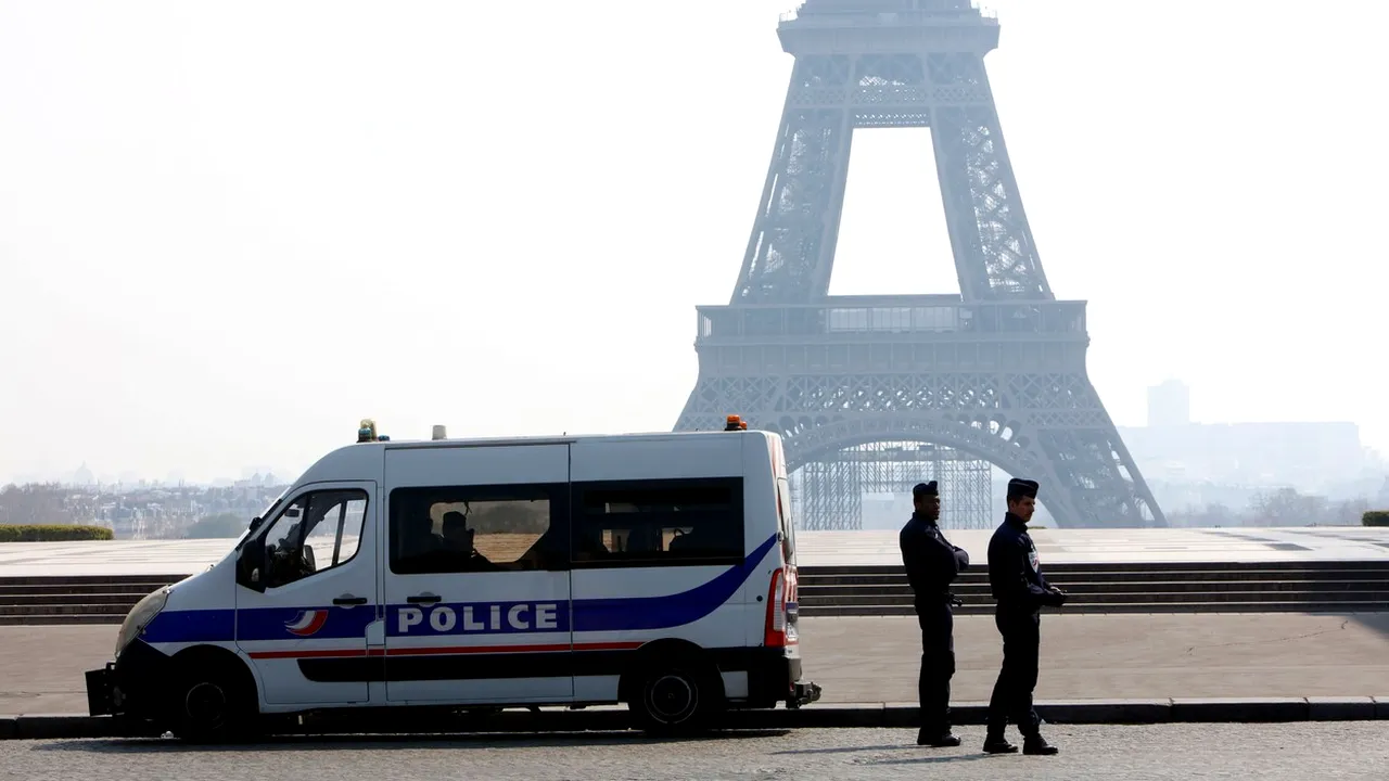 Autorităţile suspectează o reglare de conturi în cazul atacului produs la un spital din Paris