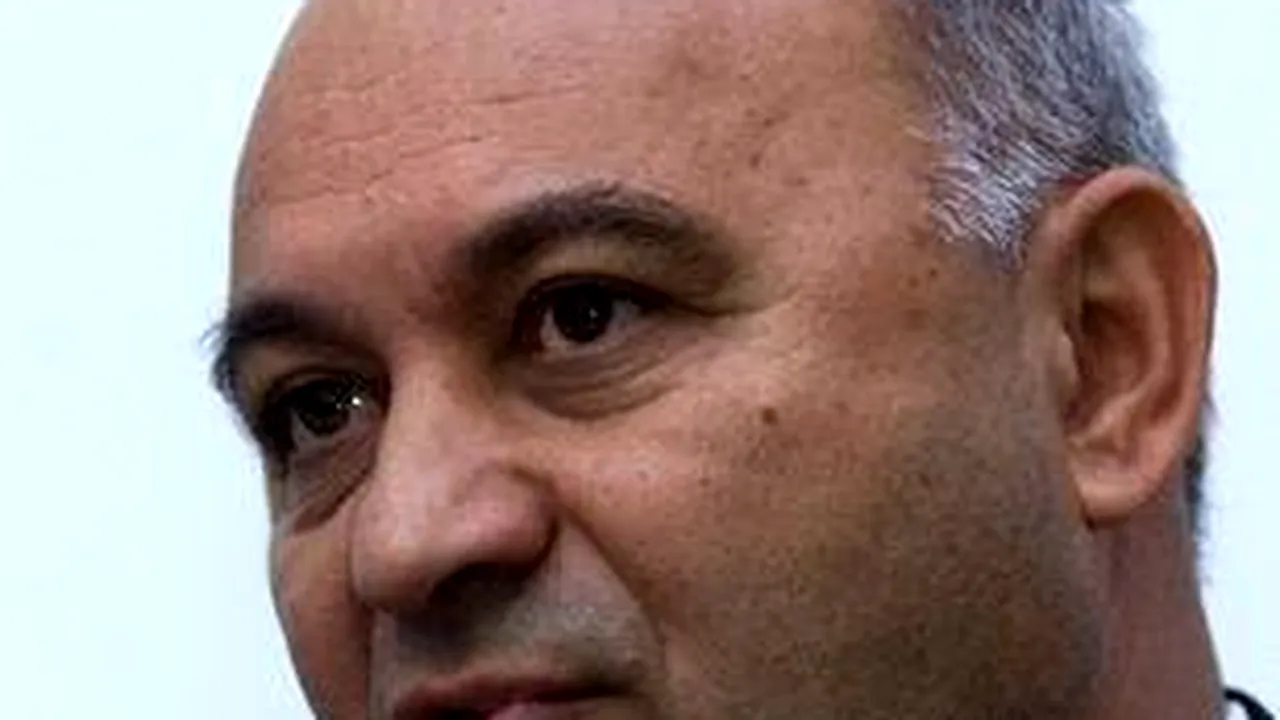 Vineri, 5 iulie 1996 / 14:37:00 - Dacia Felix şi Credit Bank – primele bănci mari în faliment, cu preşedinţi arestaţi