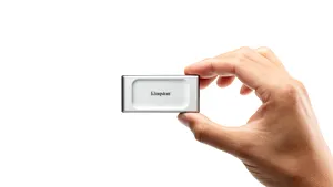 Kingston a lansat SSD-ul portabil XS2000