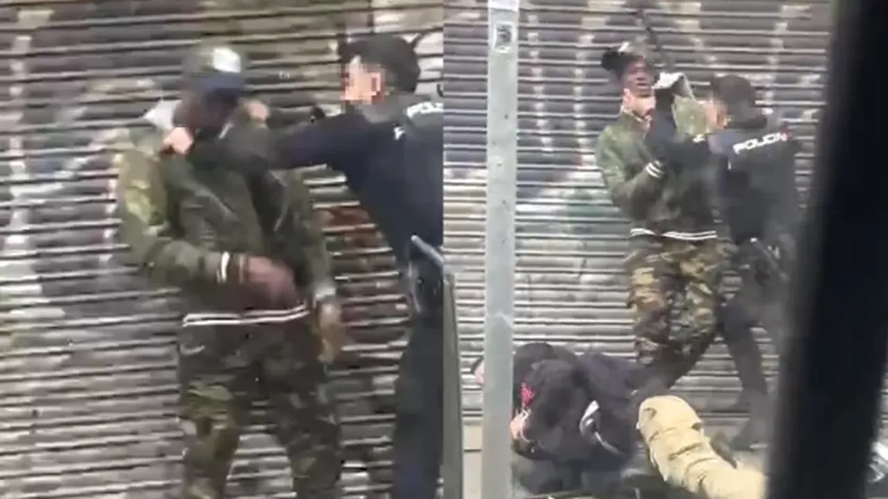 Bastoane de poliţie şi bătăi aplicate unor bărbaţi de culoare neînarmaţi: imaginile care înfuriază Spania

