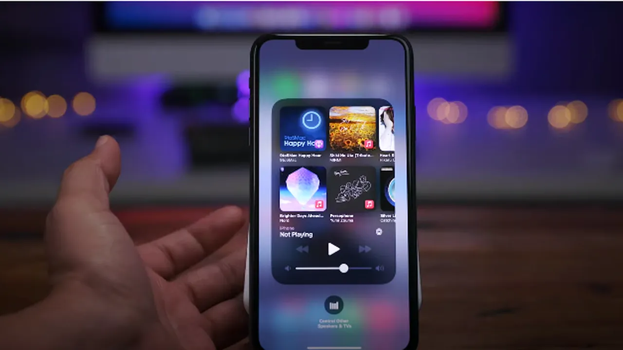 Apple integrează Shazam în iOS, dar nu oricum: iPhone va recunoaşte muzica din aplicaţiile telefonului