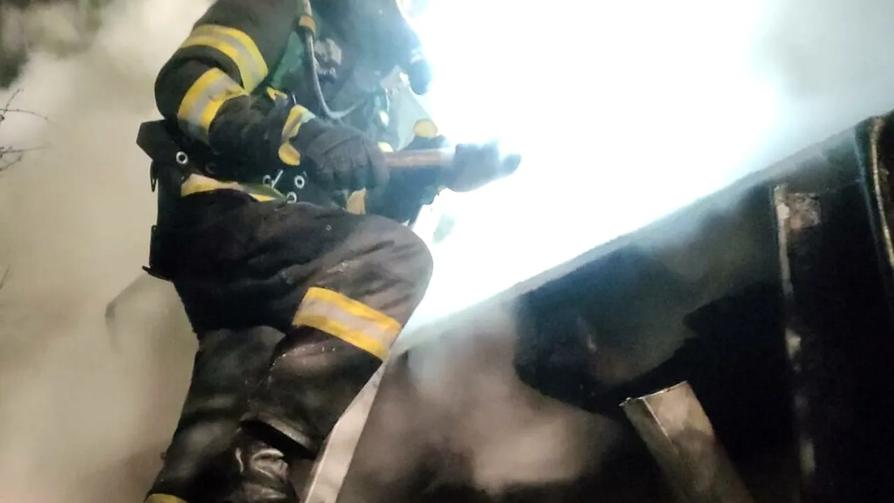 A murit în somn, în timp ce casa i se făcea scrum deasupra capului / Lăsase o țigară nesupravegheată