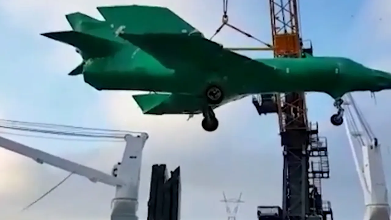 Scandal în Forţele Aeriene din Argentina: 5 avioane Super Étendard, niciodată folosite, au fost retrase

