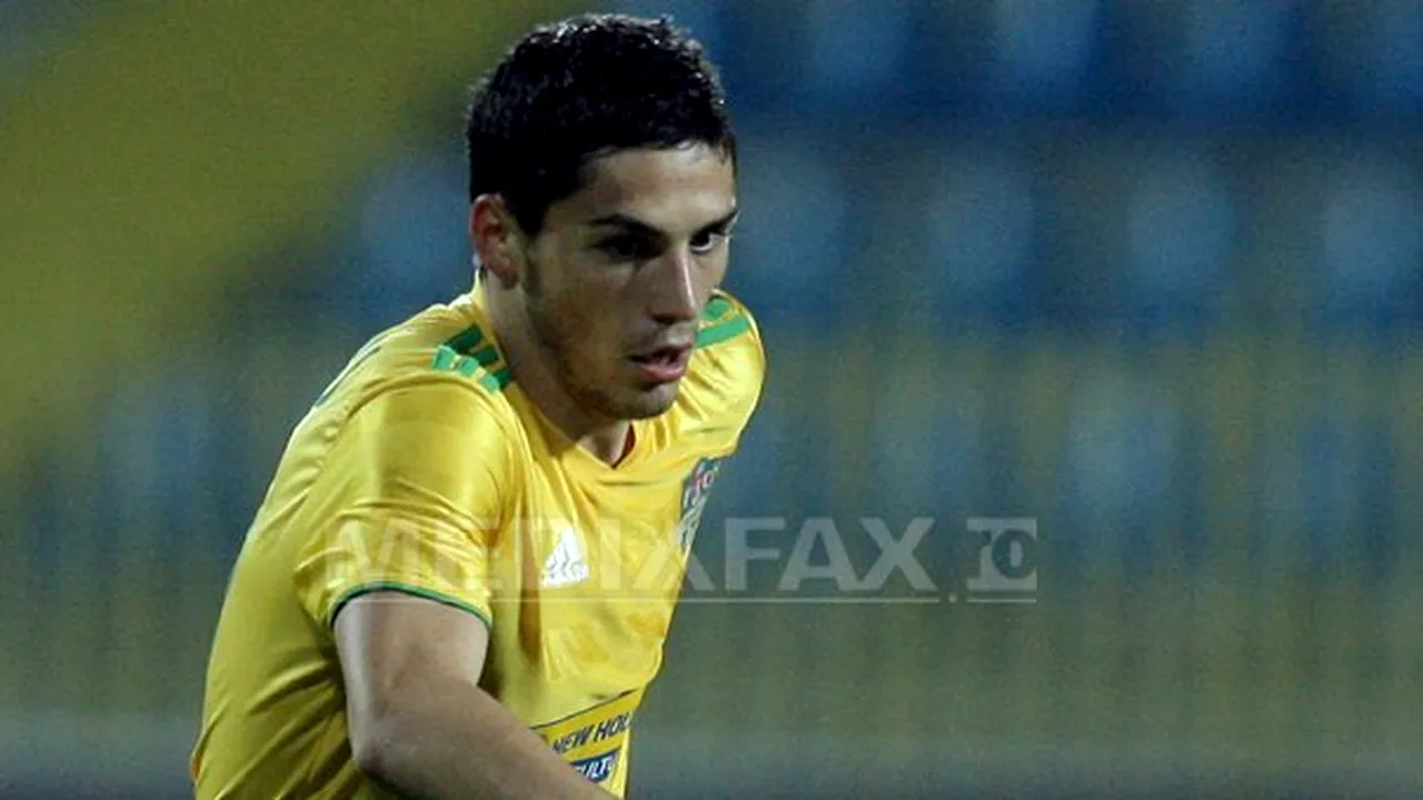 Nicolae Stanciu a semnat pe cinci ani cu Steaua: Sunt fericit că am ajuns la cea mai iubită echipă din România