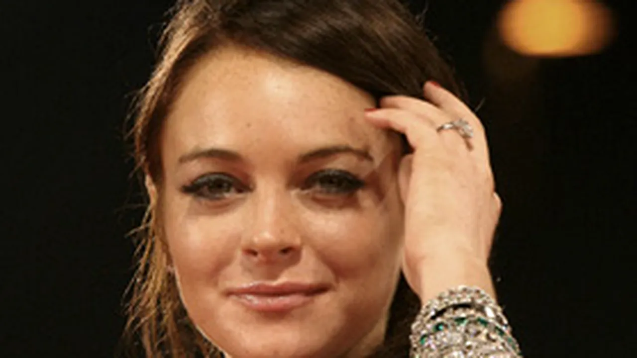 Lindsay Lohan, dată în judecată pentru o urmărire cu maşina