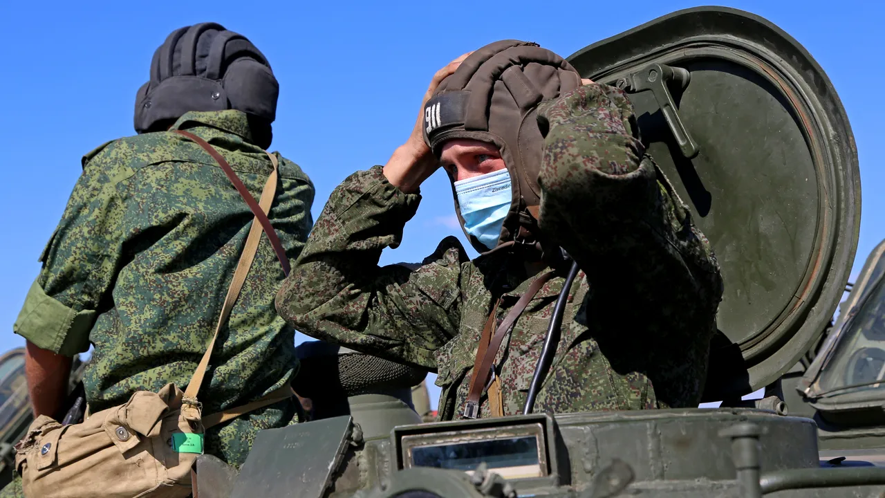 Armata Ucrainei a efectuat exerciţii într-o zonă separatistă, pe fondul crizei cu Rusia