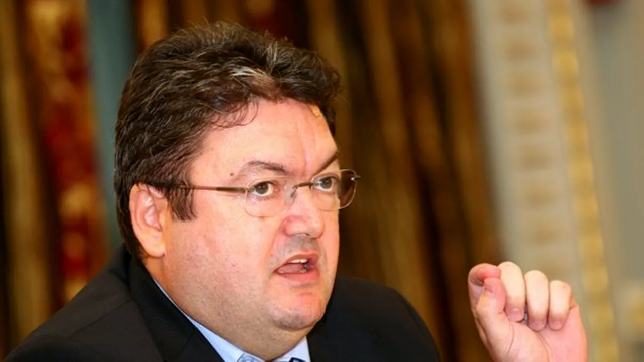 Marian Preda: Regionalizarea şi modificarea Constituţiei se fac în spatele uşilor închise