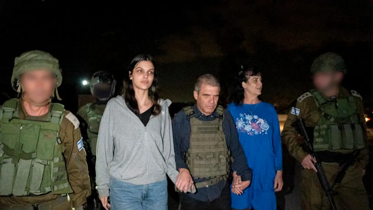 Hamas a anunţat eliberarea a doi ostatici americani
