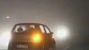 Ceaţă pe DN 1 şi DN 1 A şi coloane de maşini în staţiunea prahoveană Buşteni