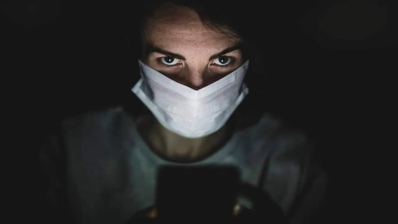 Violeta Alexandru anunţă că are Covid-19. Ministrul Muncii va continua să lucreze, de acasă