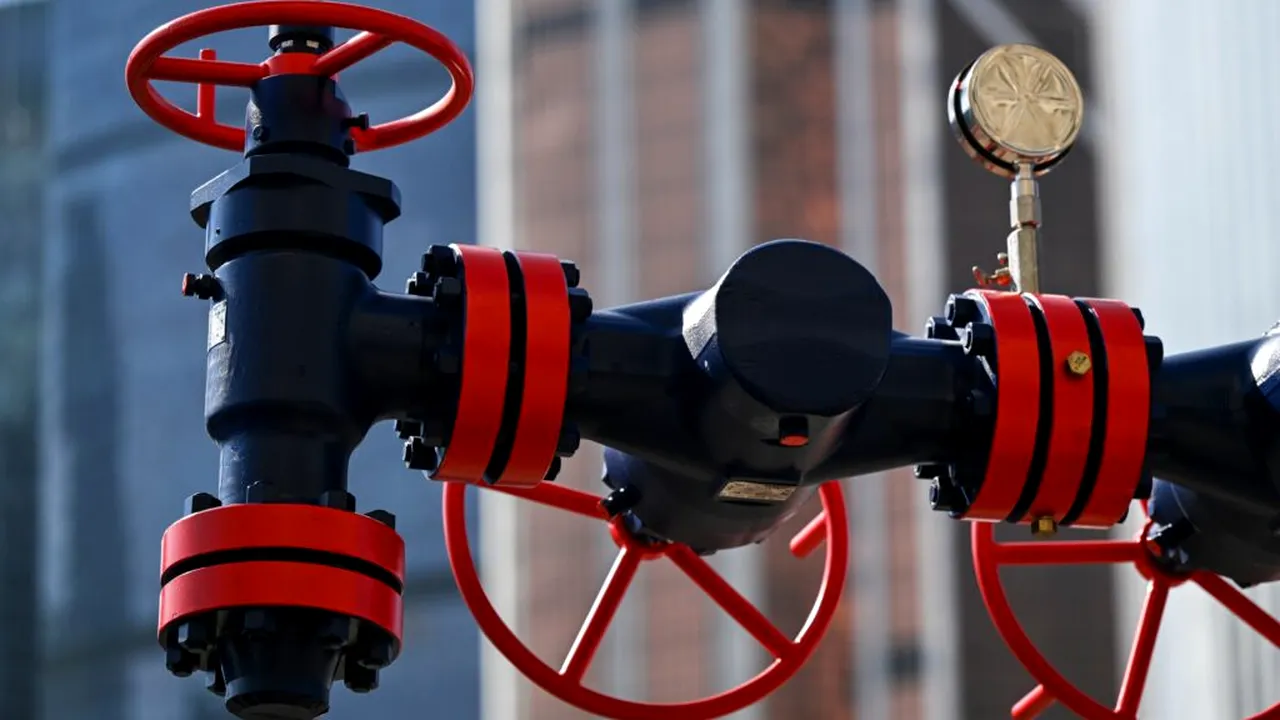Europa se grăbește să umple rezervoarele de gaz pentru iarnă. Prețul gazului ar putea crește după amenințările lui Trump la adresa Rusiei și Indiei