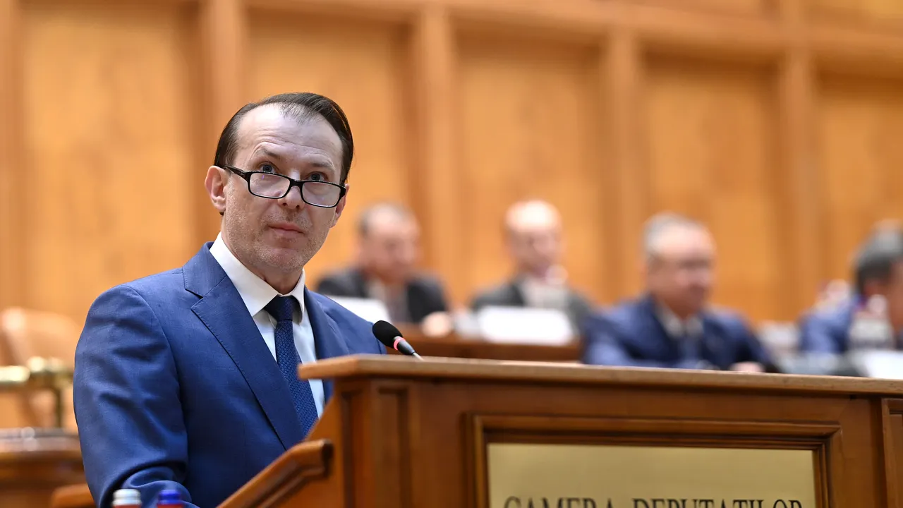Fostul premier Florin Cîţu rămâne fără imunitate parlamentară. Doi senatori au votat împotrivă