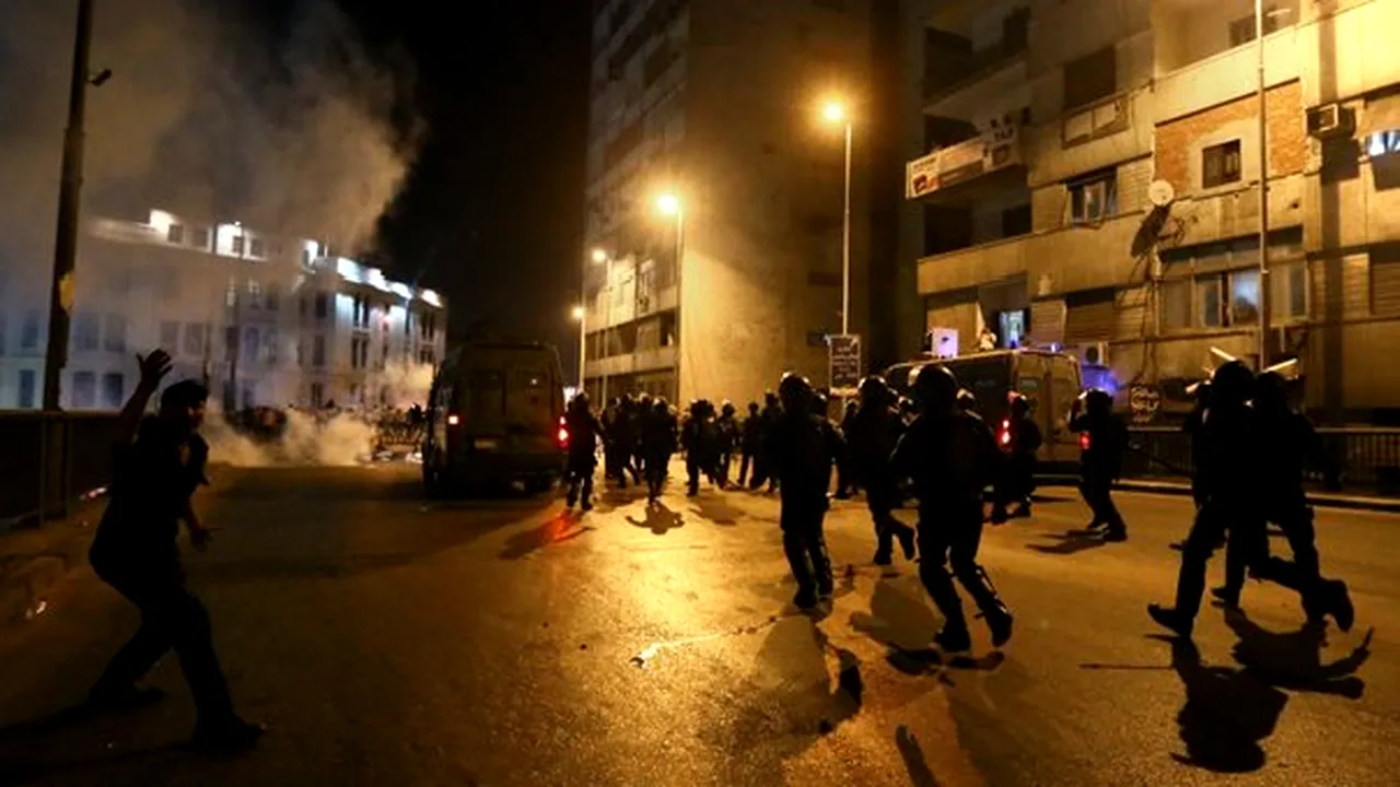 VIOLENŢELE DE LA CAIRO. Medici ai Fraţilor Musulmani anunţă 75 de morţi: 
