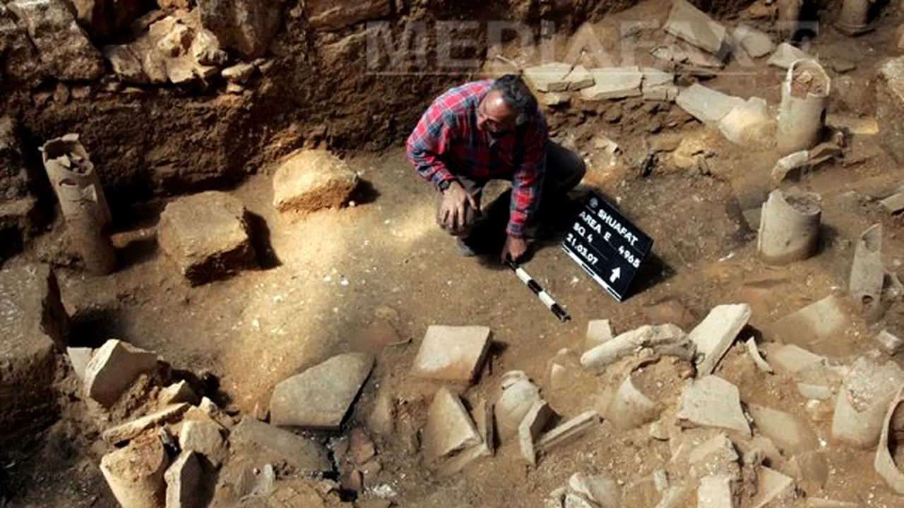 Monede din aur şi bijuterii din epoca bizantină, descoperite în Ierusalim: 