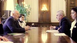 Tăriceanu: Pentru Iohannis, DNA este pe plus cât timp condamnările sunt mai multe decât abuzurile. Preşedintele e exact ca un politruc din vremea comunistă