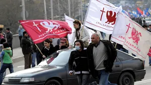Opoziţia georgiană cere, pentru a cincea zi consecutiv, demisia lui Mihail Saakaşvili