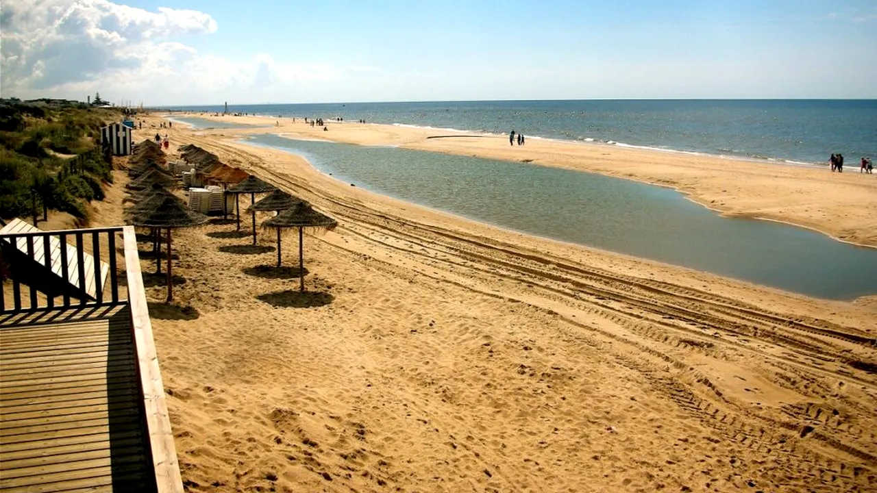 Ultimul colț de coastă din Spania unde mai găsești case foarte ieftine, dar nu pentru mult timp