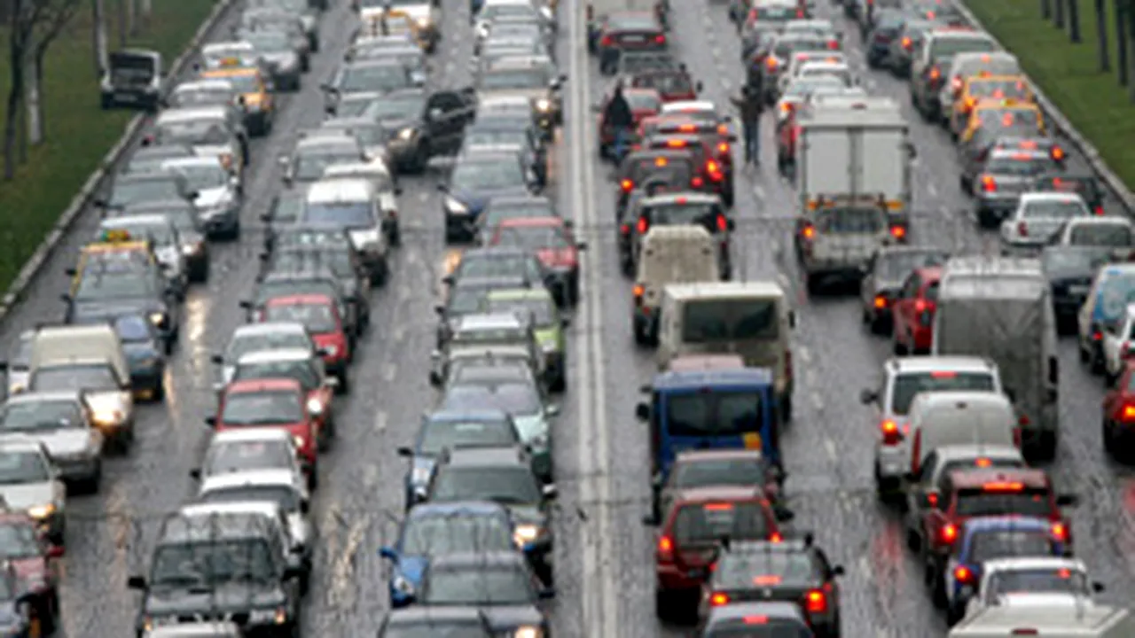 Taxa auto a adus la buget 300 milioane de lei, în primul semestru