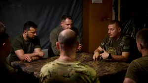 Zelenski a vizitat trupele de pe front / Un consilier respinge criticile privind contraofensiva