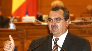 Miron Mitrea şi-a anunţat, în plen, demisia din Camera Deputaţilor