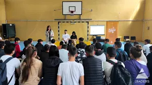 Caravana „Ora de Carieră 60” porneşte în liceele din România 