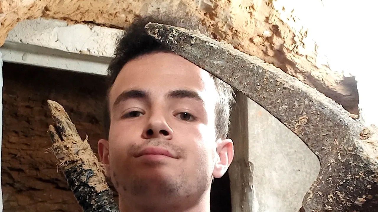 Un adolescent a săpat 6 ani, după o ceartă cu mama sa. Ce a realizat