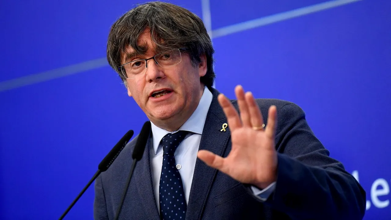 Separatistul catalan Carles Puigdemont a fugit din nou din Spania şi este în drum spre Belgia