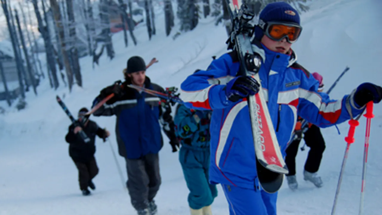 Măsuri pentru siguranţa turiştilor care îşi petrec sărbătorile în zonele montane
