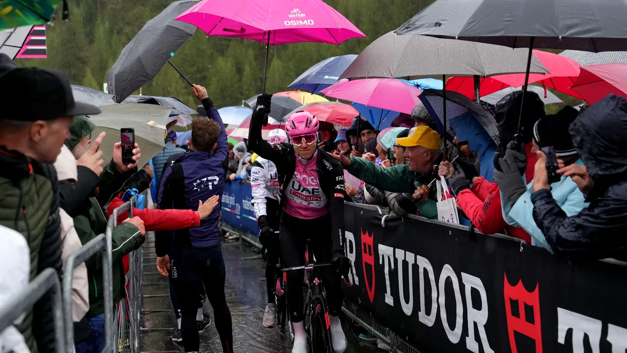 Etapa a 16-a a Giro d'Italia, scurtată din cauza ninsorilor abundente. Cicliştii ameninţaseră că nu vor participa la startul cursei 