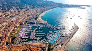 Pană de curent la Cannes. Filmele au fost întrerupte în plină derulare