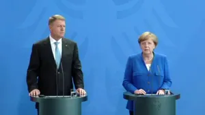 VIDEO Klaus Iohannis: Am discutat cu cancelarul german despre criza politică/ Angela Merkel: E o problemă internă