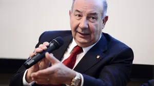 Radu Graţian Gheţea, preşedintele CEC Bank: Oamenii îşi retrag toţi banii la ATM fiindcă pensiile şi subvenţiile sunt mici