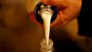 Suceava: Ce nereguli au descoperit comisarii de la Protecţia Consumatorului la firme care produc sau comercializează produse lactate