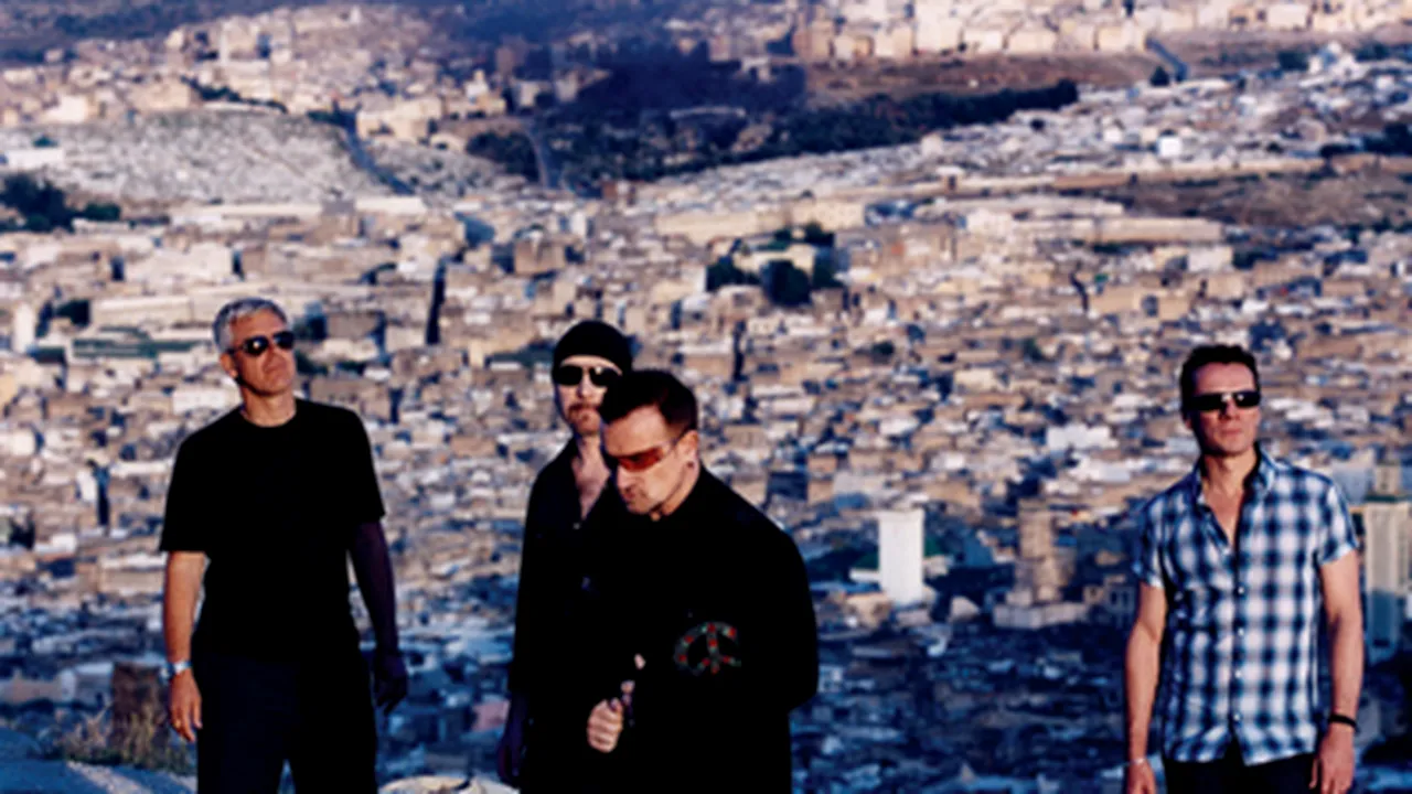 U2 primeşte Discul de Platină în România