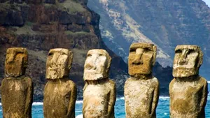 De ce se degradează statuile Moai din Insula Paștelui și ce se poate face pentru a le salva