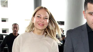 Cântăreaţa Sia a făcut dezvăluiri rare despre viaţa ei intimă. 