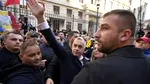 Georgescu, după depunerea candidaturii la prezidenţiale: „Tot mapamondul se uită la România, la măreţia poporului român şi la modul ingrat şi ilegal în care sistemul corupt şi clasa politică au acţionat”