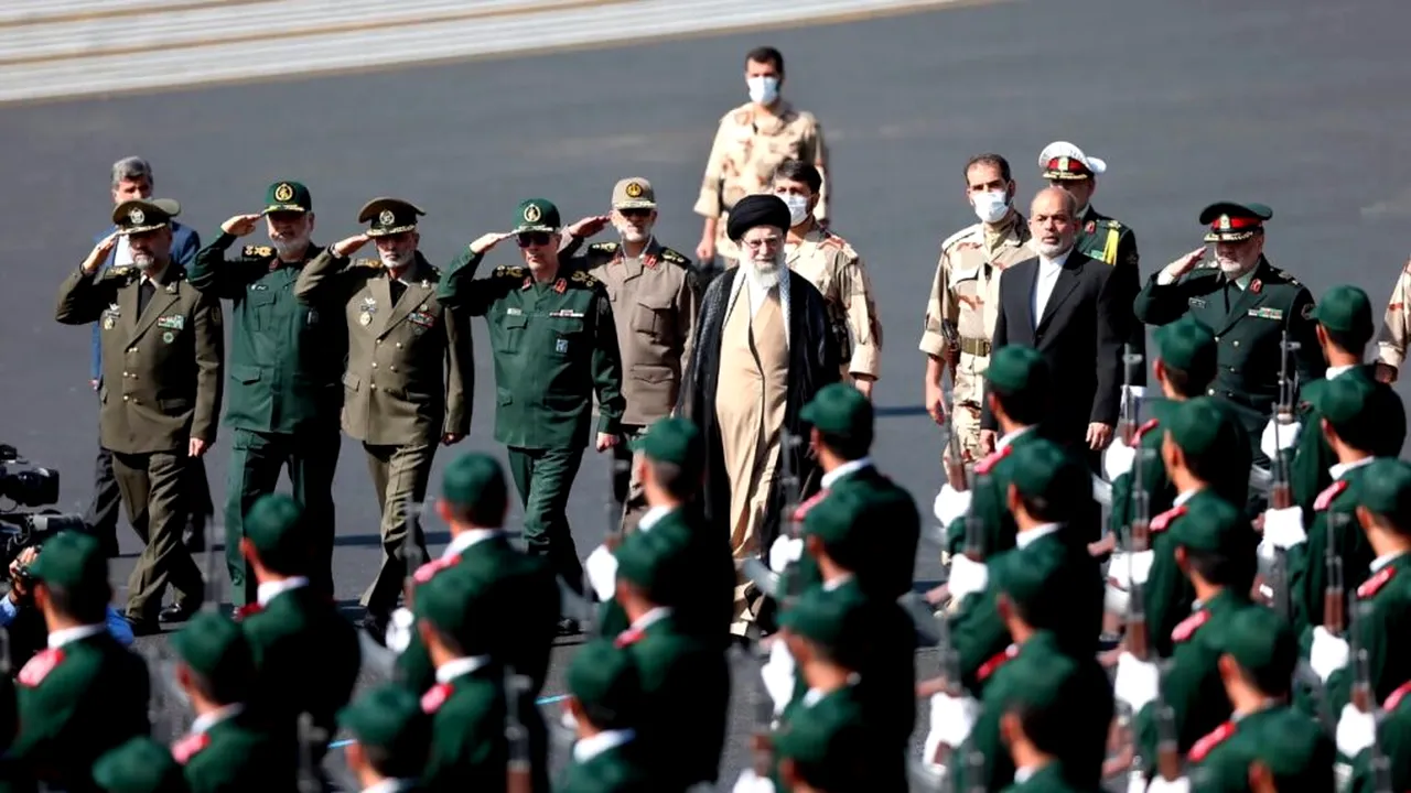 Comandantul Gărzilor Revoluționare din Iran avertizează SUA că forța sa „are degetul pe trăgaci”