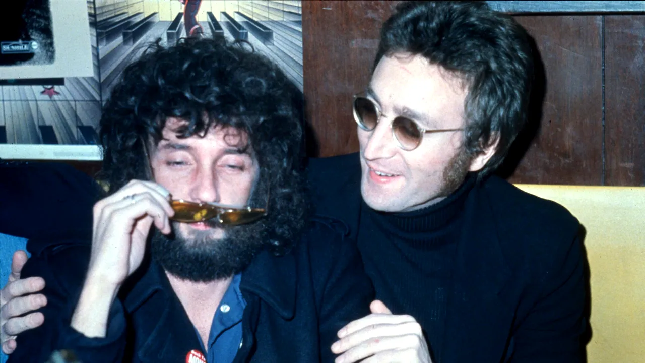 Phil Spector a murit la 81 de ani. Producătorul îşi ispăşea pedeapsa pentru uciderea actriţei Lana Clarkson